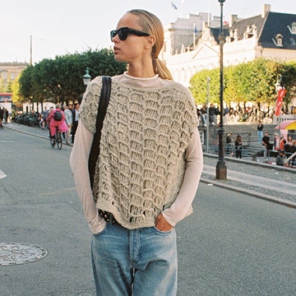 ZARA OPENWORK KNIT CAPE - Picture 1 of 11